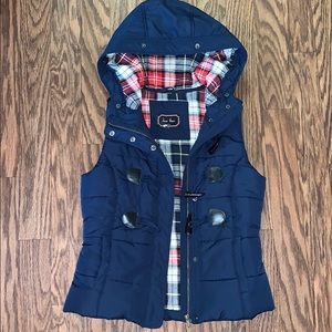 Women’s Small Love Tree Puffer Vest Flannel Hooded